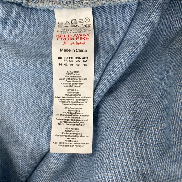 PRETTY LITTLE THING LIGHT BLUE WASH ASYMMETRIC FOLDOVER WAISTBAND JEANS size 10 - Picture 7 of 7